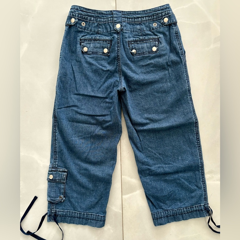capris - Picture 3 of 4